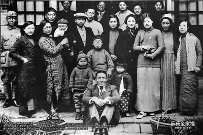 铭记历史 缅怀先烈 | 乐以琴:凌云壮志 精忠报国(图2) 铭记历史 缅怀先烈 | 乐以琴:凌云壮志 精忠报国(图2)