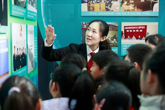 先锋模范 | 少年法庭庭长秦硕：筑牢司法保护防线(图2)