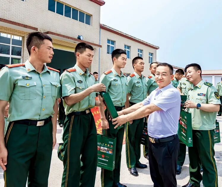 先锋模范 | 饶长林：此心寄戎赴家国(图2)